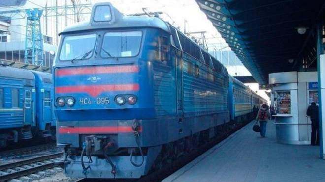 Украинские поезда будут подъезжать к оккупированному Крыму