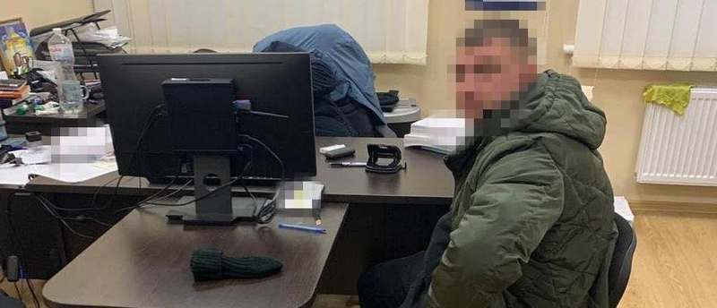 В Одесской области полицейский попался на взятке