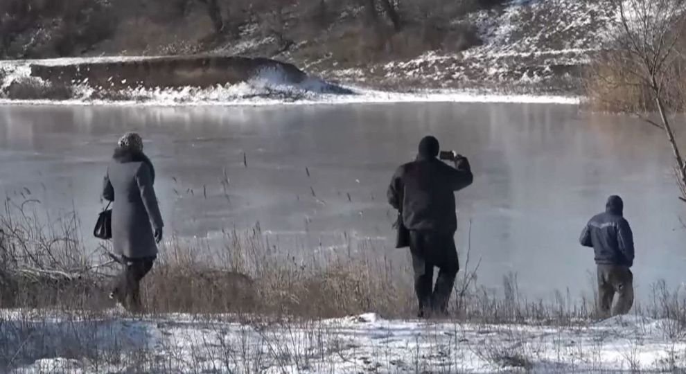 Во время рыбалки на Черкасщине три человека провалились под лед