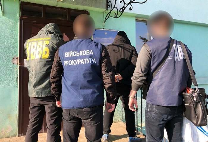 На Закарпатье пограничник организовал канал сбыта тяжелых наркотиков (ФОТО)