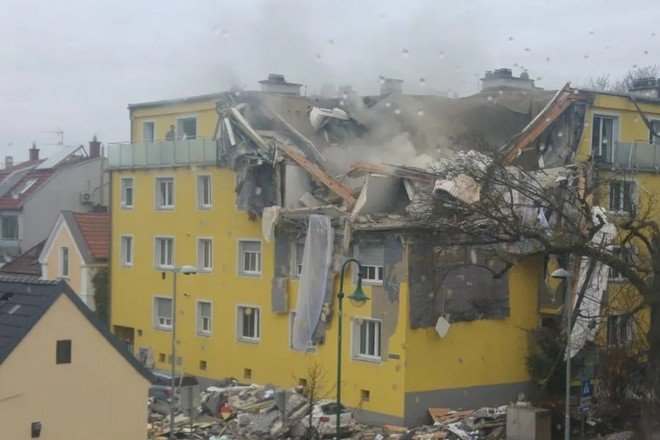 Жилой дом в Австрии был разрушен взрывом
