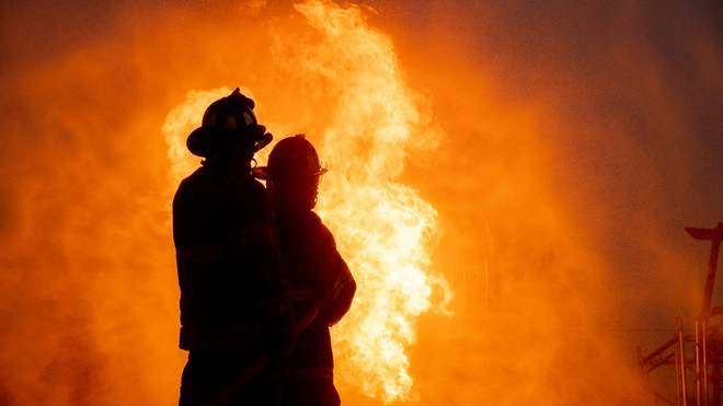 При пожаре во Львове пострадали три человека (ВИДЕО)