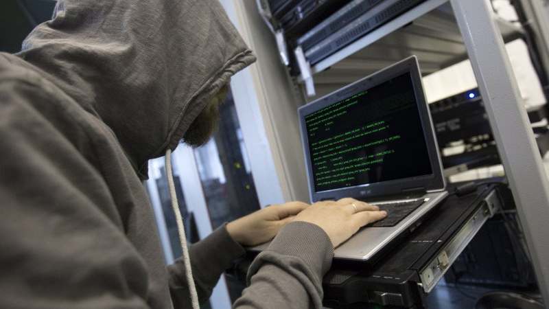 Хакеры взломали изучавшую COVID-19 биолабораторию в Оксфорде