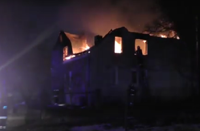При пожаре во Львовской области пострадала женщина (ВИДЕО)