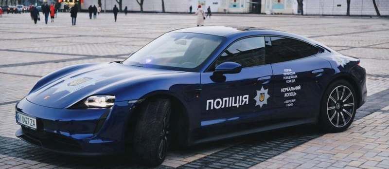 В Киеве заметили полицейский Porsche (ВИДЕО)