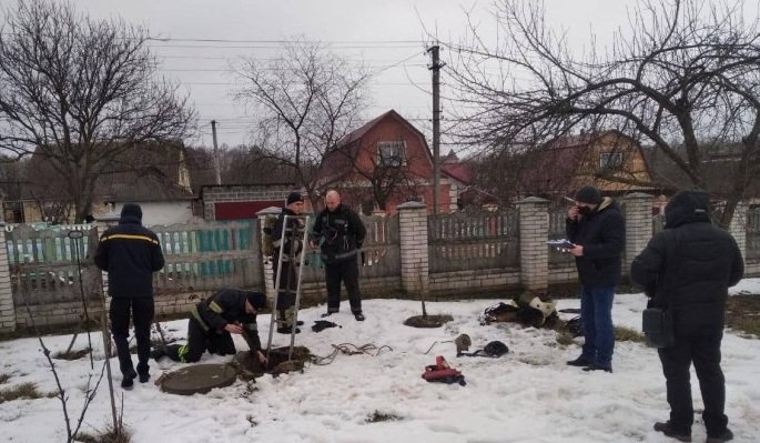 В Фастовском районе, 27-летний сын убил свою мать и спрятал тело в канализационном колодце