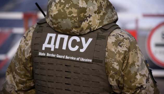 Под Одессой пьяный пограничник открыл стрельбу на улице (ФОТО)