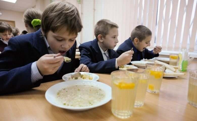 В Одесской области массово отравились дети в школьной столовой