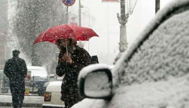 В Украину идет похолодание и снег с дождями