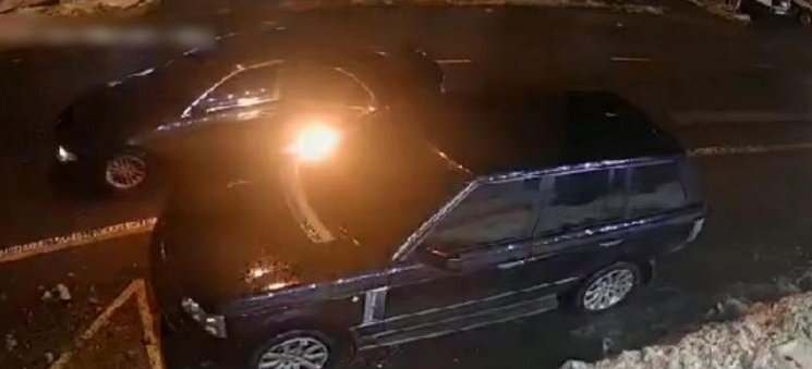 В Одессе дважды пытались сжечь Range Rover (ВИДЕО)