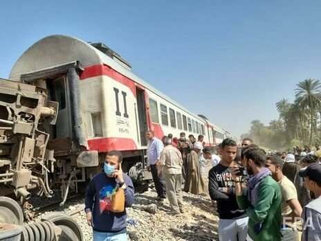 Столкновение поездов в Египте: число пострадавших выросло до 165