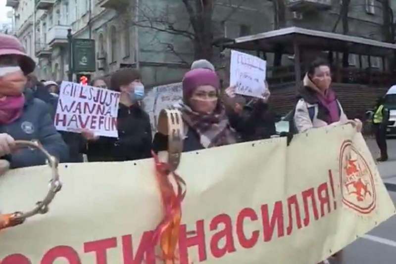 "Нет насилию": в Киеве прошел марш женщин – репортаж (ФОТО)