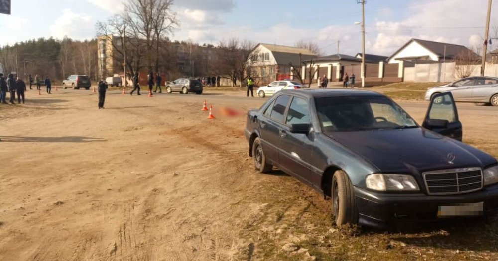 В Харьковской области Mercedes насмерть сбил 12-летнюю девочку