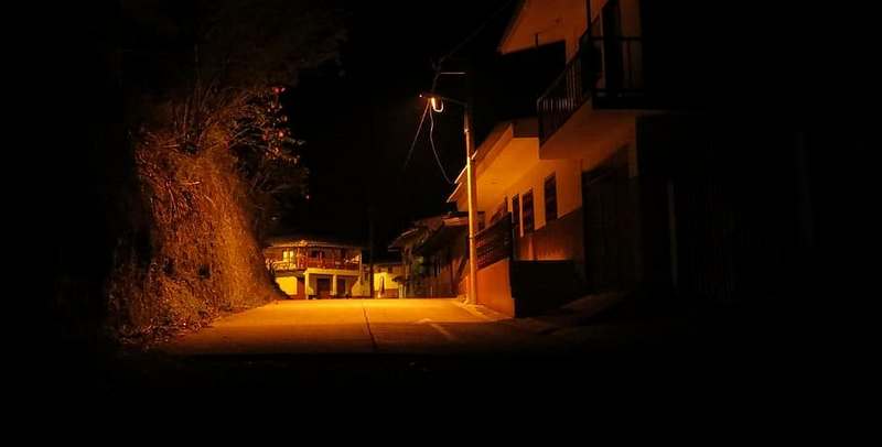 В Колумбии более 1,6 млн человек остались без электричества
