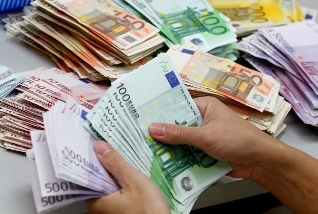 У киевлянина украли 50 тысяч евро во время «обмена» валюты