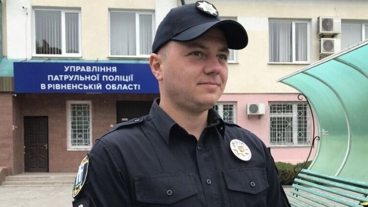 В Ровно женщина без маски укусила полицейского
