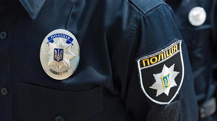 В Киевской области водитель-наркоман насмерть сбил женщину и врезался в заправку (ФОТО)