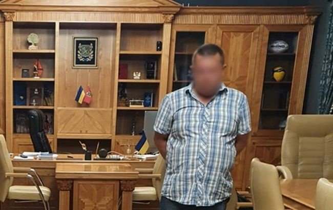 Замглавы Харьковского облсовета и его сообщник вышли под залог
