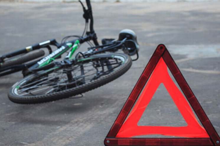 В Запорожье в ДТП велосипедист получил травму головы