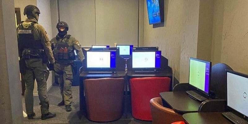 В Киеве полицейские накрыли сеть подпольных казино