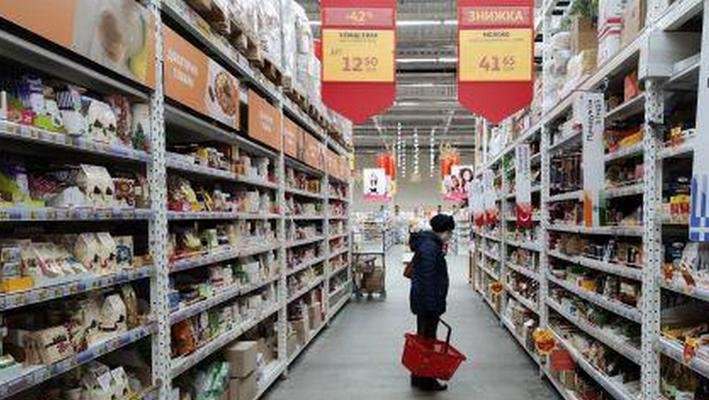 Иллюзия "Ашана": Как в супермаркете Киева обманывают покупателей (ВИДЕО)