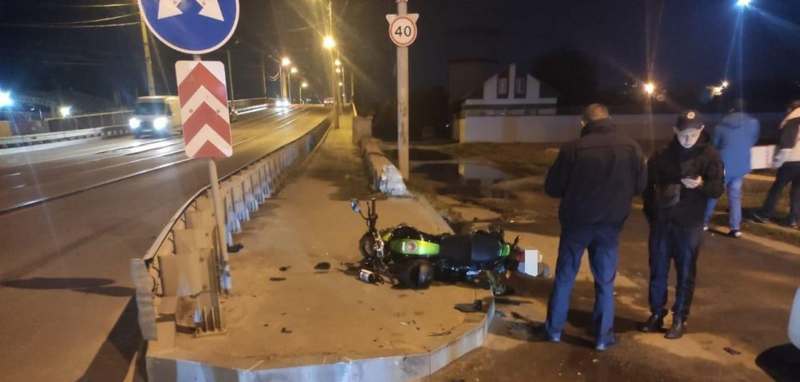 В Харькове насмерть разбился мотоциклист