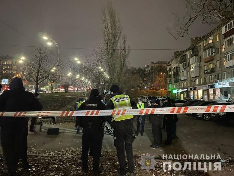 В Киева убийца выбросил части тела расчлененной жертвы в мусорный бак (ФОТО)
