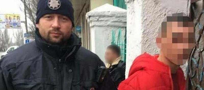 В Одесі «по гарячих слідах» затримали двох братів, які пограбували жінку