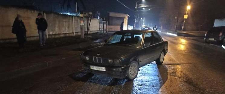 В Запорожье BMW насмерть сбил пешехода
