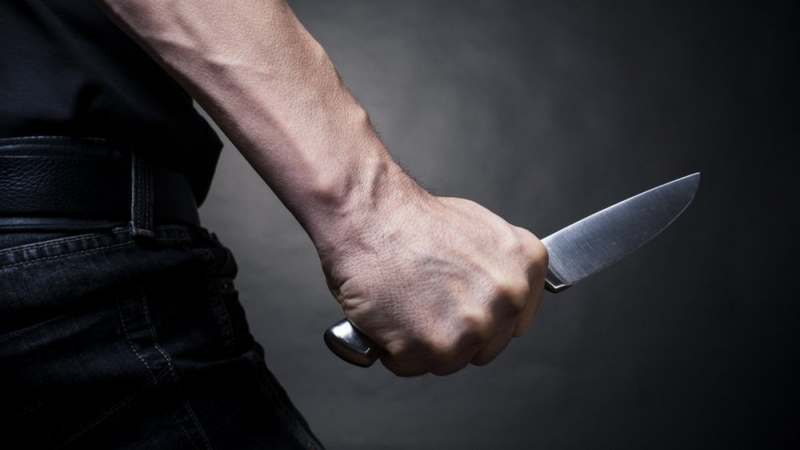 Житель Днепра ударил жену кухонным ножом по лицу
