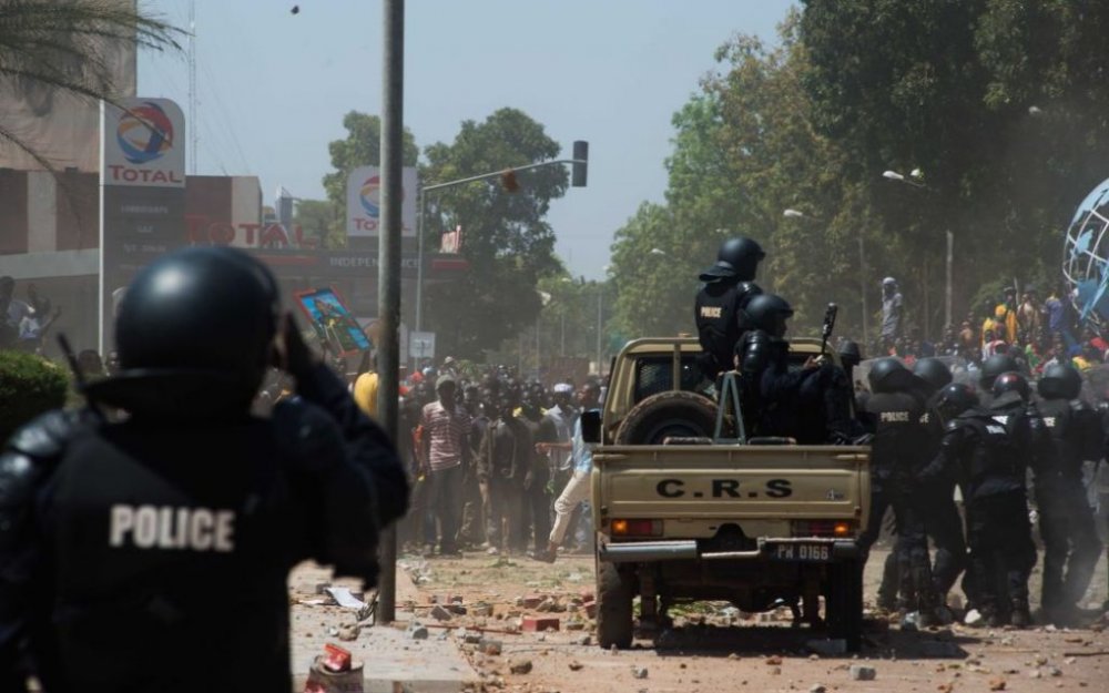 В Буркина-Фасо погибли более 40 человек, правительство объявило двухдневный траур