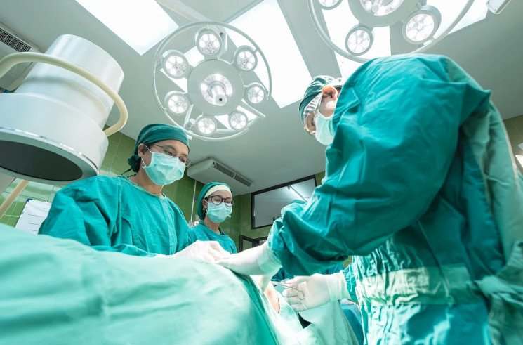 У Китаї чоловік віддав на трансплантацію органи своєї загиблої дитини