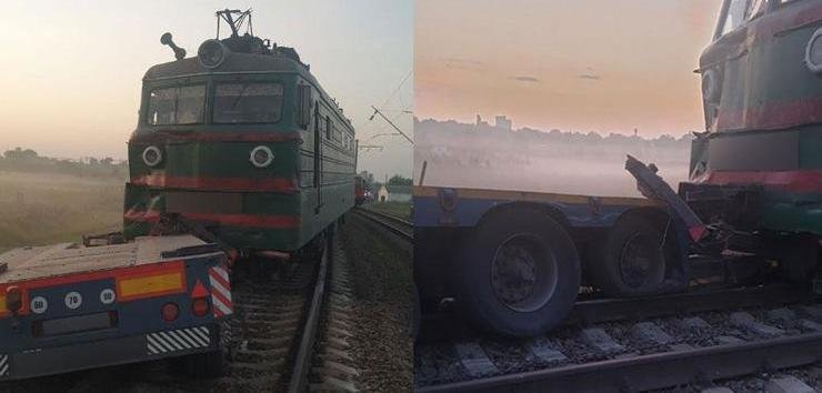 На Ровенщине столкнулись поезд и грузовик с прицепом (ФОТО)