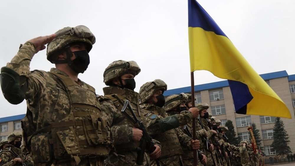 Армію України збільшать на 100 тисяч осіб
