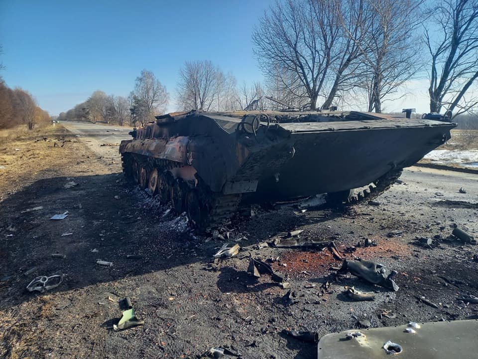В Сумской области уничтожили технику окупантов, которая направлялась в Киев (ФОТО)