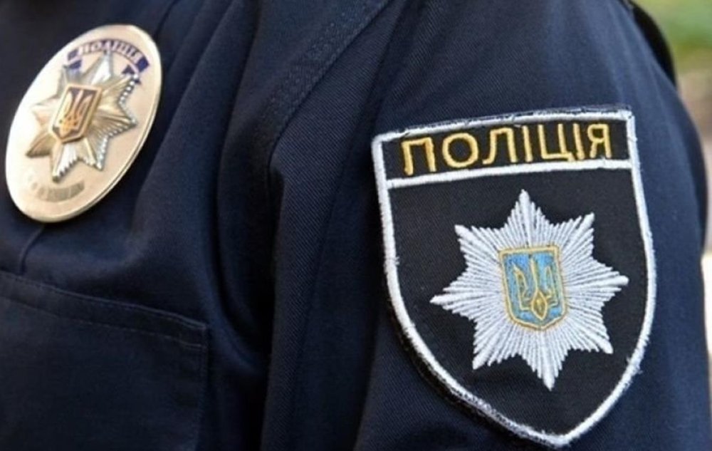 У Новомосковську зловмисник проник до оселі і був затримаий поліцейськими