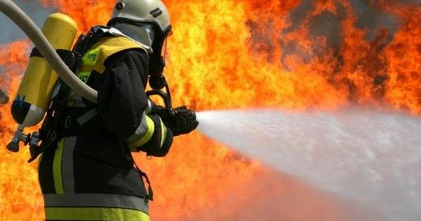 На Сумщині вогнеборці під час тушіння пожежі виявили тіла двох загиблих людей
