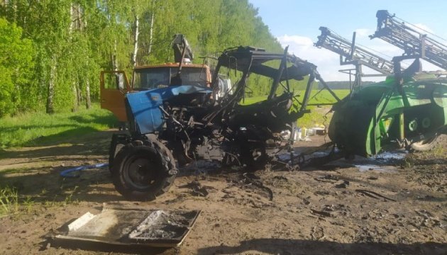 На Чернігівщині у полі підірвався трактор, водій загинув