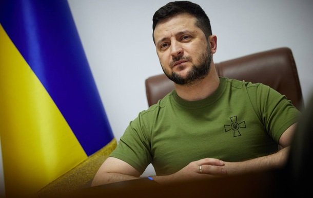 Президент України назвав три умови для виїзду чиновників