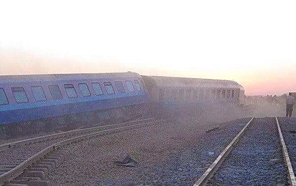 В Ірані пасажирський потяг зійшов з рейок є багато загиблих (ВІДЕО)