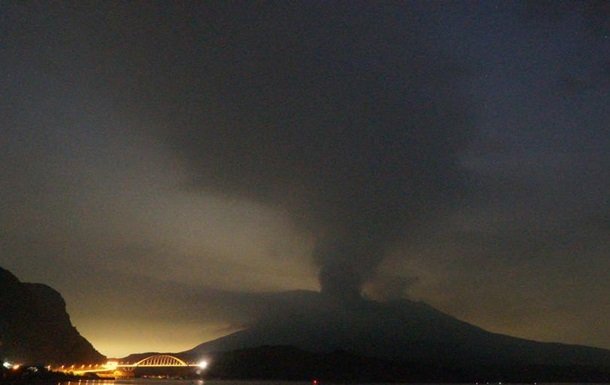 У Японії відбулося виверження стратовулкана Сакура-дзіма