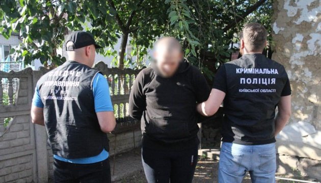Двоє мешканців Київщини нелегально переправили за кордон понад сто чоловіків (ВІДЕО)
