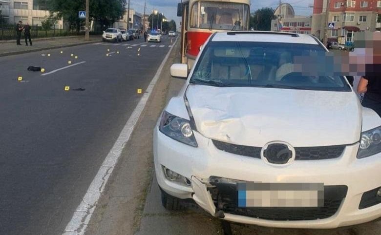 У Києві п’яний водій збив на смерть жінку