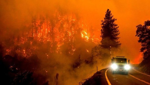 Лісова пожежа в Каліфорнії продовжує забирати людські життя