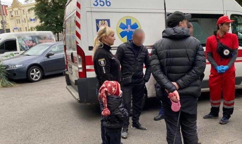 У столиці ювенальні поліцейські вилучили 5–річну дівчинку з неблагополучної родини