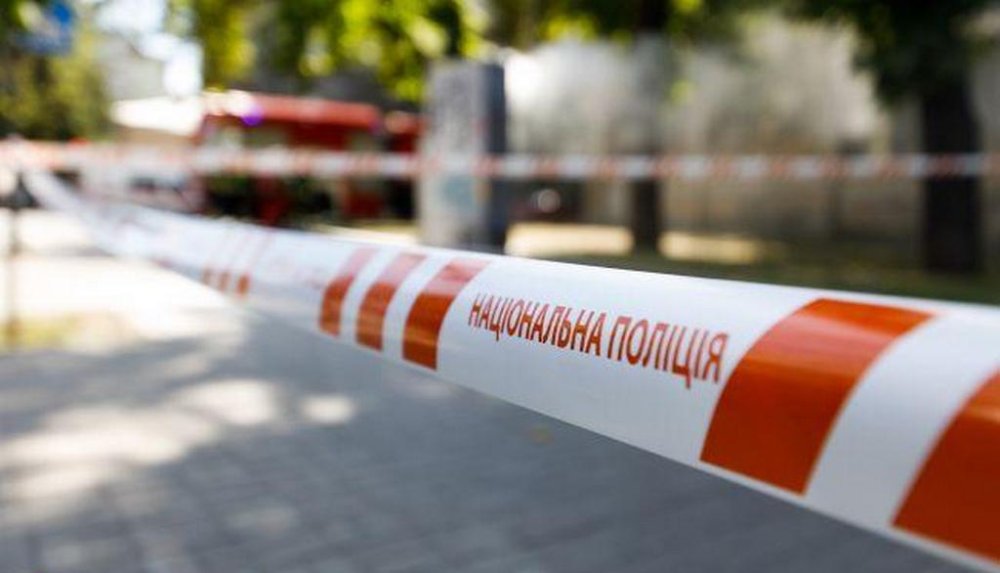 У Чернівцях біля школи сталася стрілянина, загинула поліцейська (ВІДЕО)