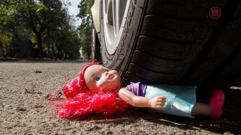 Раптово вибігла на дорогу: У Тернополі автівка збила 9-річну дівчинку