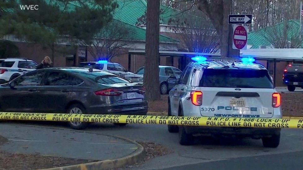 У США шестирічний хлопчик вистрілив у вчительку з маминого пістолета