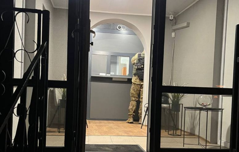 На Київщині молодик погрожував підірвати обмінник (ФОТО)