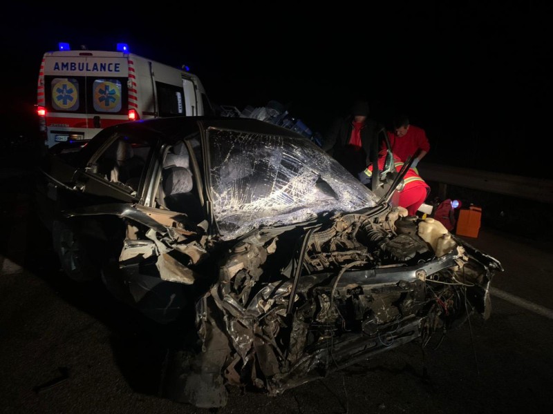 Автівка розбита вщент: смертельна ДТП на трасі Київ-Одеса (ФОТО)